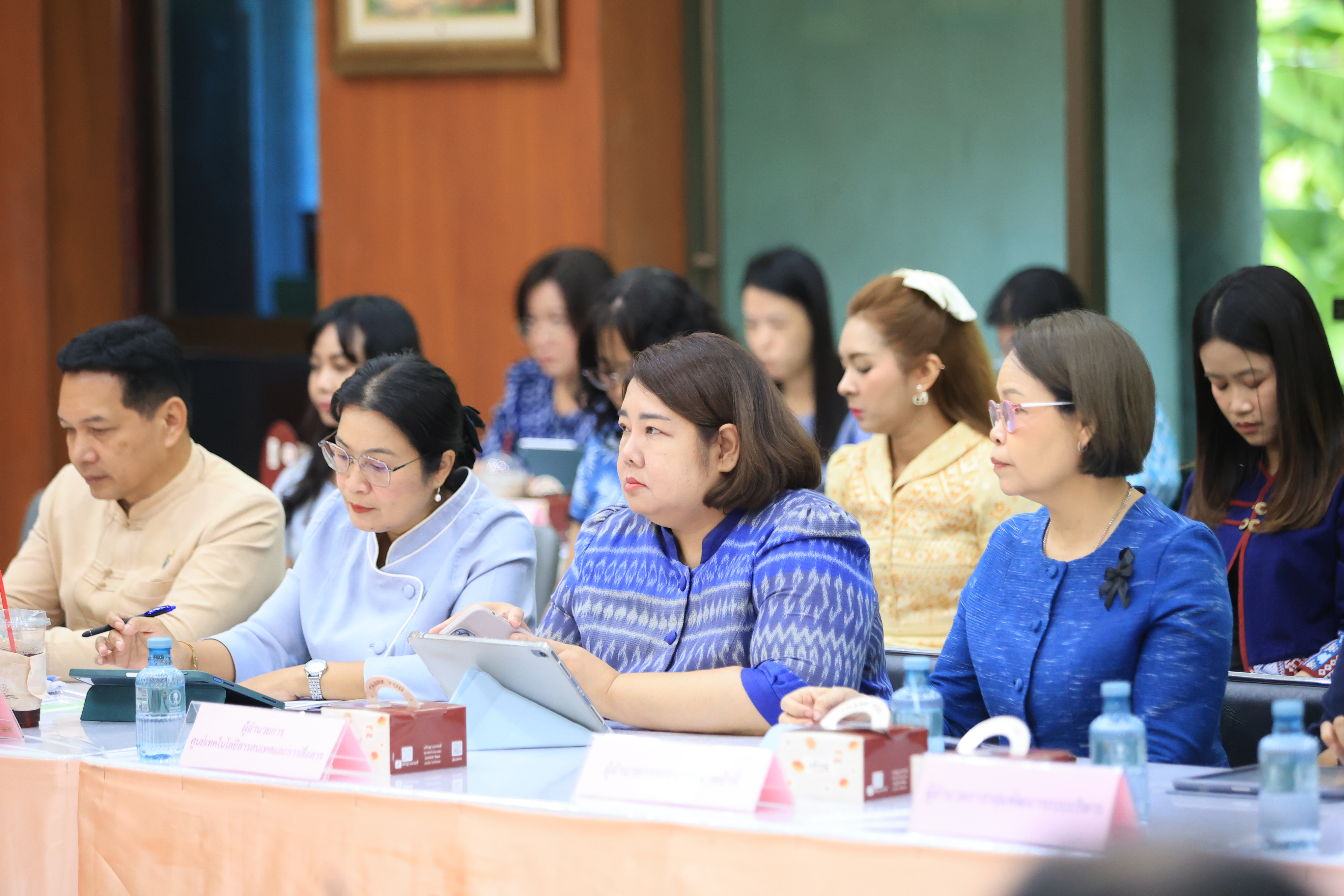 title - ส.ป.ก. ประชุมคณะทำงานติดตามเร่งรัดการใช้จ่ายเงินงบประมาณประจำปีงบประมาณ พ.ศ. 2569 สำนักงานการปฏิรูปที่ดินเพื่อเกษตรกรรม ครั้งที่ 5/2569 